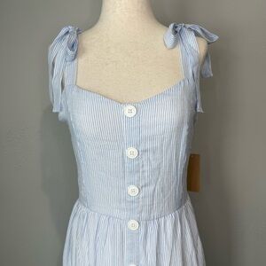 Just Found Blue & White Striped Tie-Strap Maxi Dress | Size M